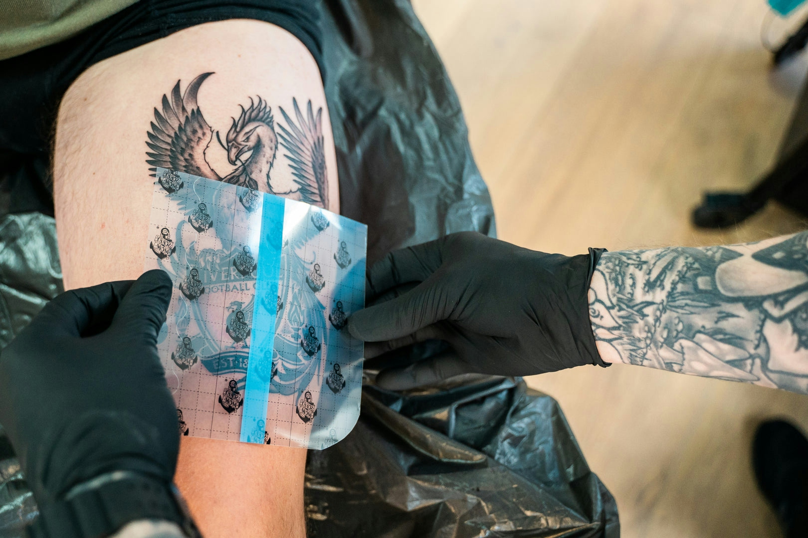 Our tattoo wrapping plastic is fully waterproof, allows you to shower and keeps your active lifestyle intact with zero worries and full protection for your fresh tattoo!
